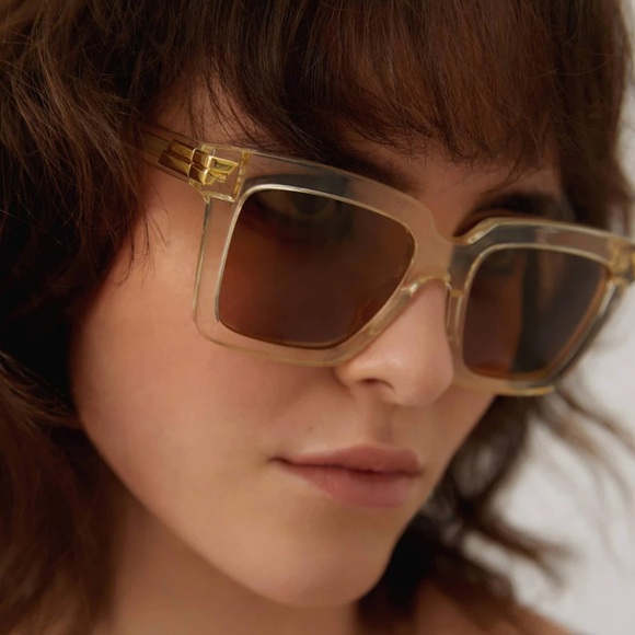 Bottega Veneta BV1122S 003 New Transparent Yellow/Grey Women's Sunglasses - Picture 13 of 13